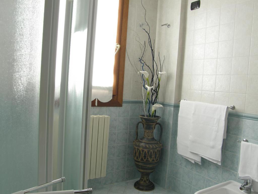 Residence Meuble' Cortina Quinto Di Treviso Kültér fotó