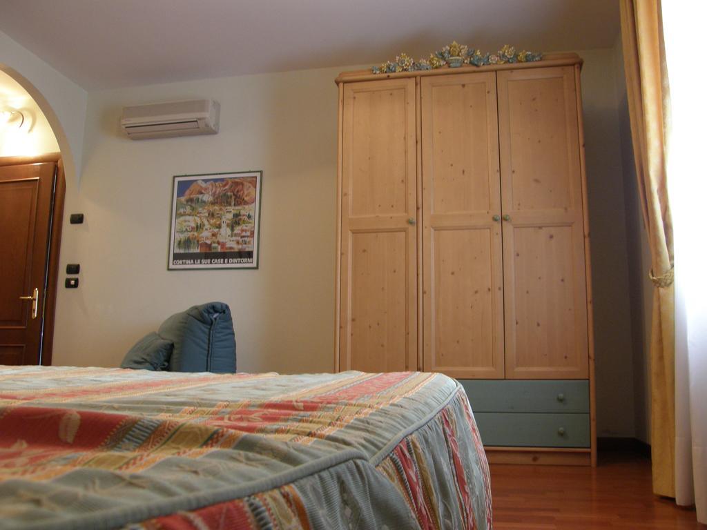 Residence Meuble' Cortina Quinto Di Treviso Kültér fotó