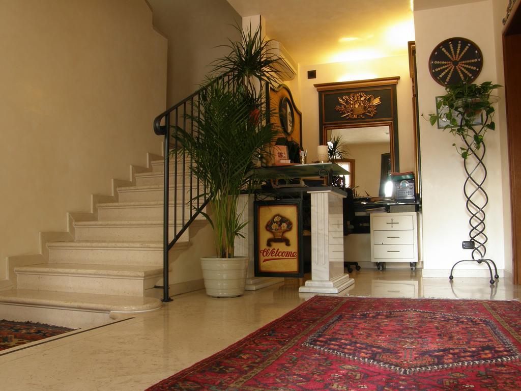 Residence Meuble' Cortina Quinto Di Treviso Kültér fotó